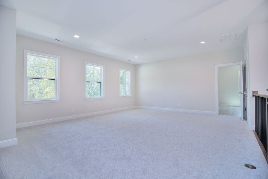 Representative unfurnished interior of a home built from the Davidson by Greybrook Homes in Harbor Watch, Statesville (Image 12).