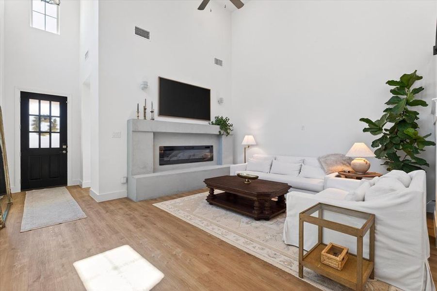 Furnished interior view inside a new home in Pecan Square, Northlake (Image 20).