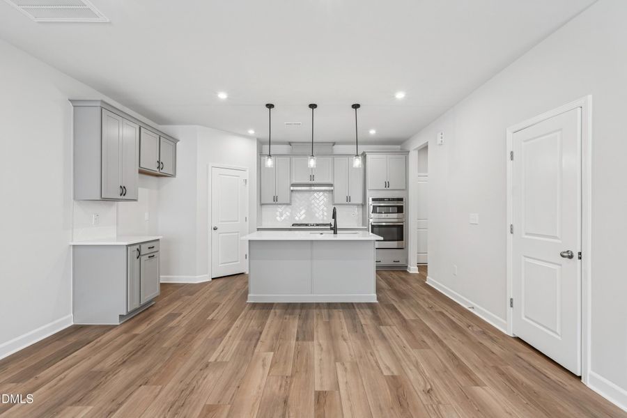 Mews at Holding Village 120_Kitchen Dini