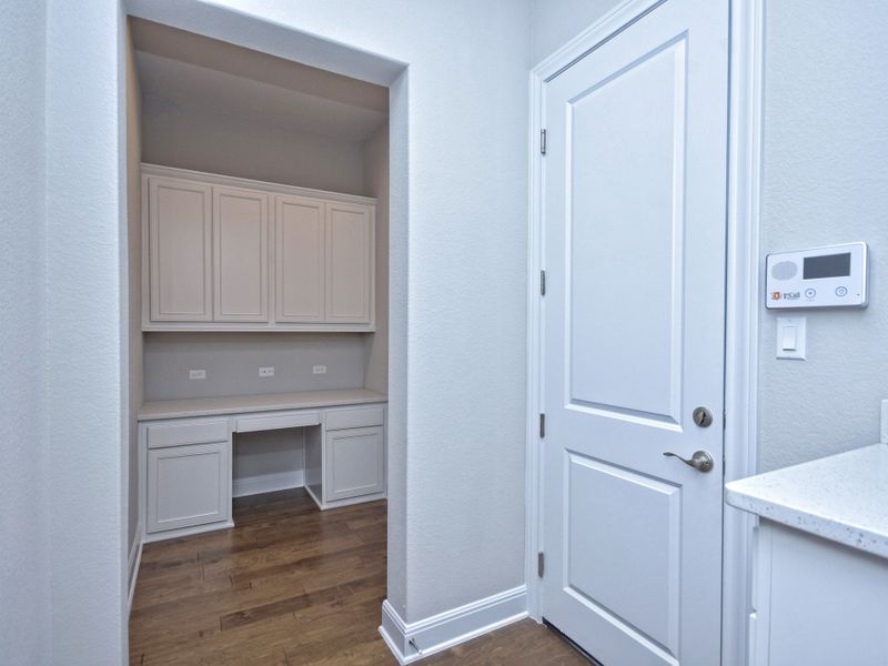 Image 542 representing the San Simeon I by Giddens Homes in Clearwater Ranch, Liberty Hill, TX.