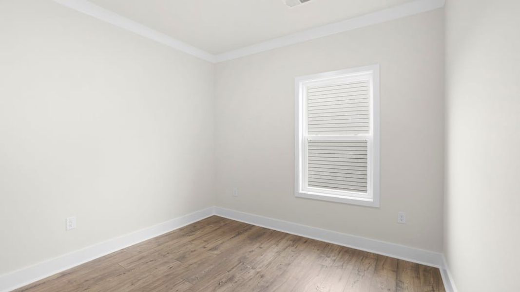 Spacious, unfurnished interior of a new home in Adams Glen, Greenville (Image 31).