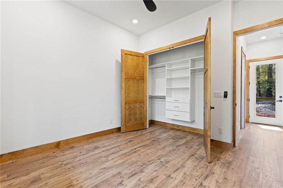 Spacious, unfurnished interior of a new home in , Mineral Bluff (Image 10).