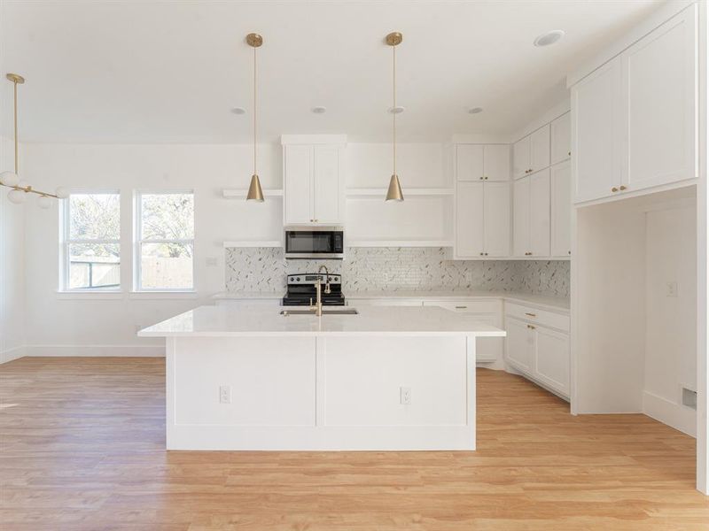 Furnished interior view inside a new home in , Dallas (Image 8).
