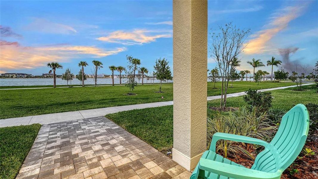 Exterior details and patio area of a home in , Lakewood Ranch (Image 3).