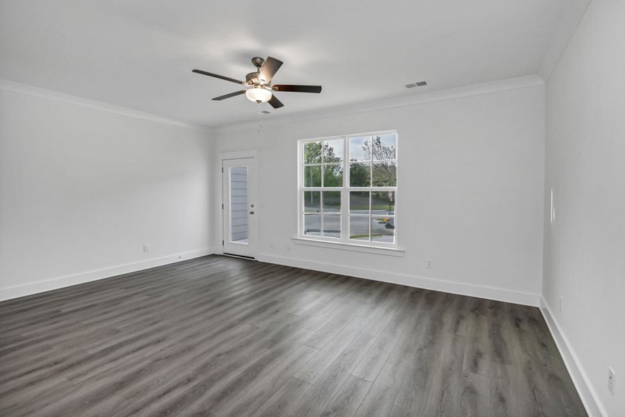 Spacious, unfurnished interior of a new home in Lake Carolina Townhomes, Columbia (Image 21).