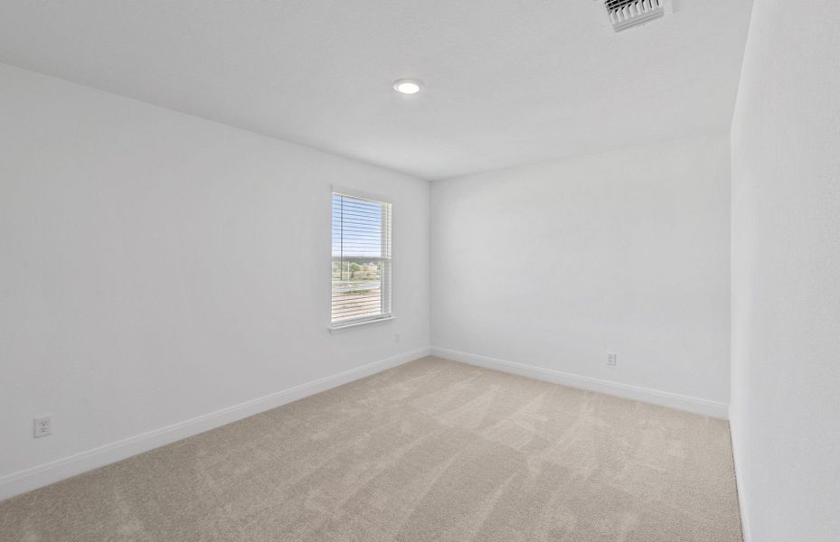 Spacious, unfurnished interior of a new home in Patterson Ranch, Georgetown (Image 41).