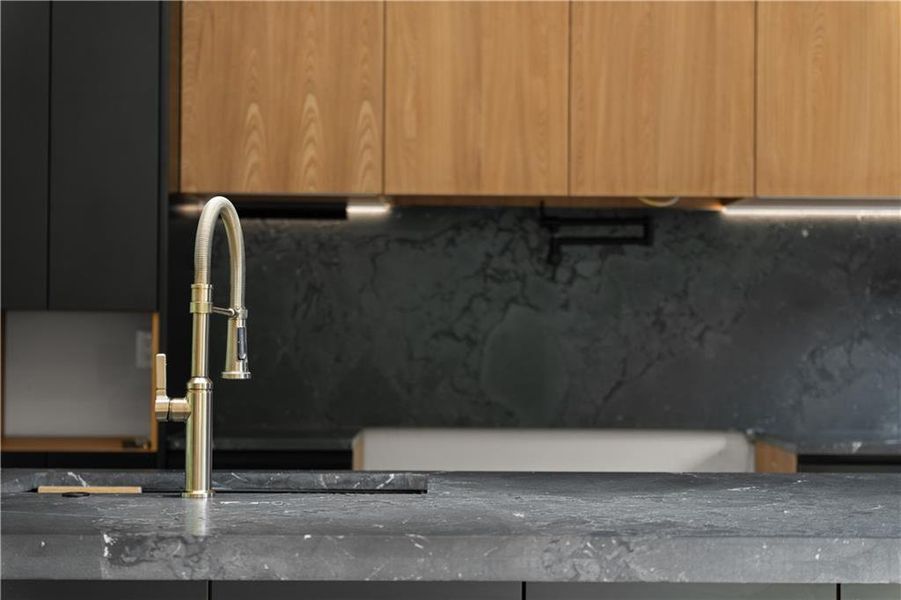 Close-up of interior finishes inside a home in , Atlanta (Image 21). Close-up of interior finishes inside a home in , Atlanta (Image 21).