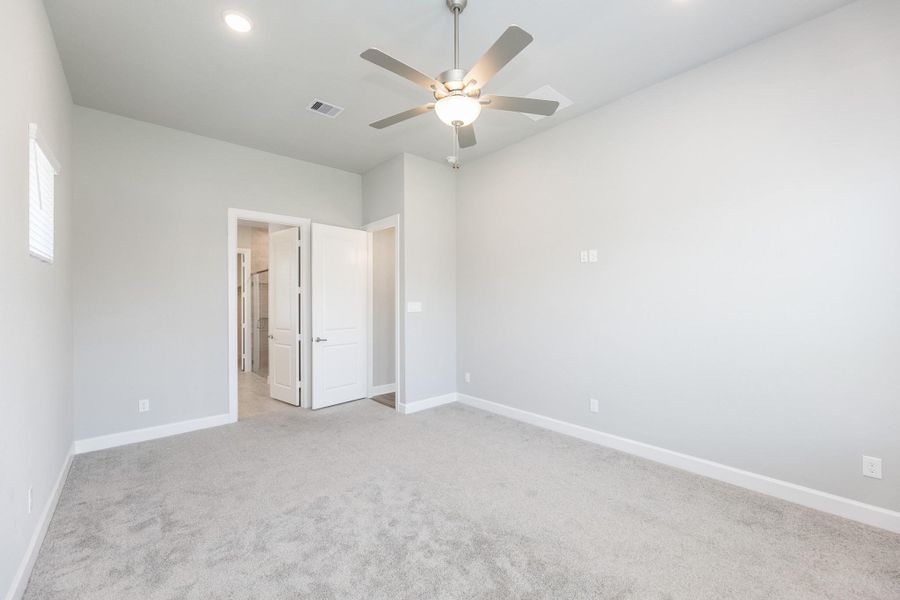 Spacious, unfurnished interior of a new home in Dunham Pointe - Enclave Collection, Cypress (Image 40).