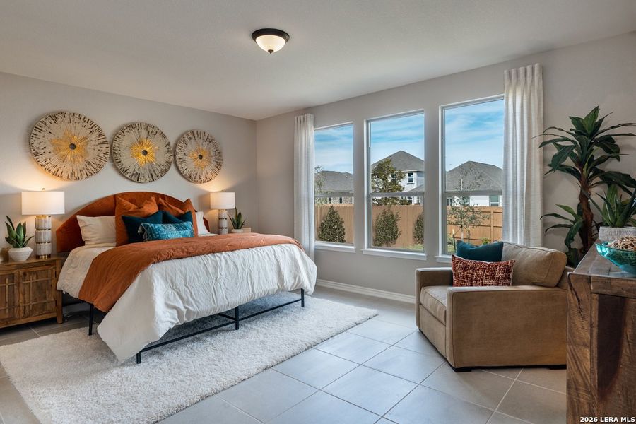 Furnished interior view inside a new home in Shoreline Park - Classic Collection, Boerne (Image 5).