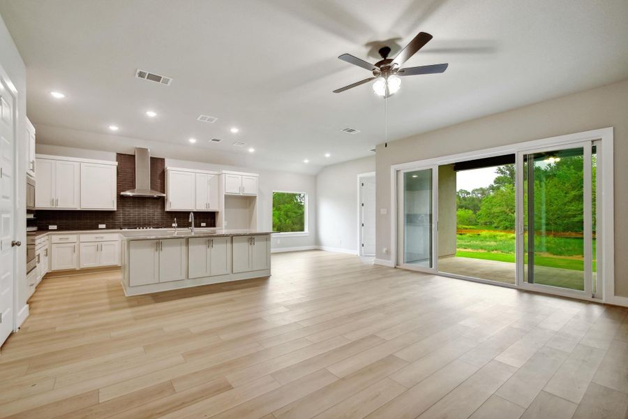 Image 26 of a home in Double Eagle Ranch. Image 26 of a home in Double Eagle Ranch.