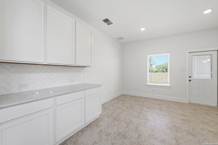 Furnished interior view inside a new home in Laurel Vistas, San Antonio (Image 13).