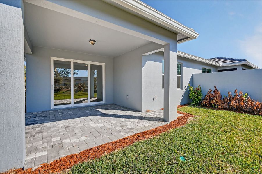 Exterior details and patio area of a home in Costa Pointe, Vero Beach (Image 35).