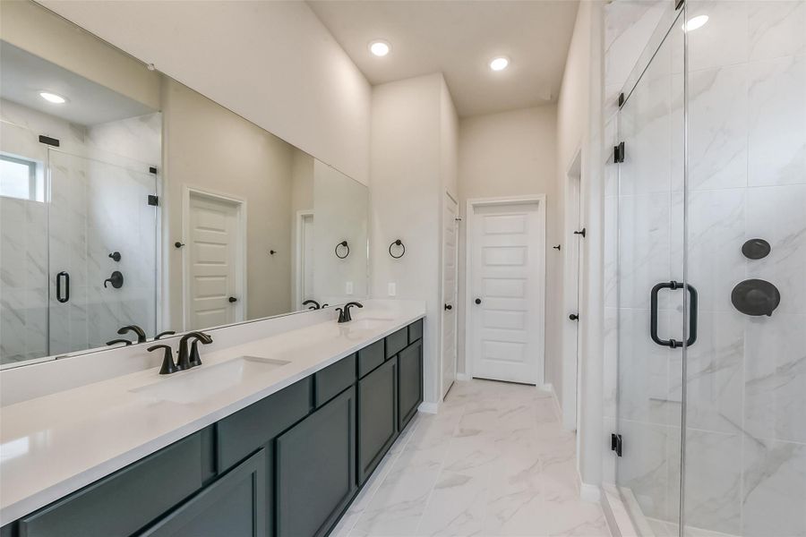 Furnished interior view inside a new home in River Ranch Meadows, Dayton (Image 11).
