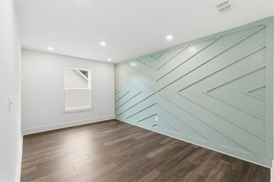 Spacious, unfurnished interior of a new home in Ferguson Corners, Emerson (Image 34).