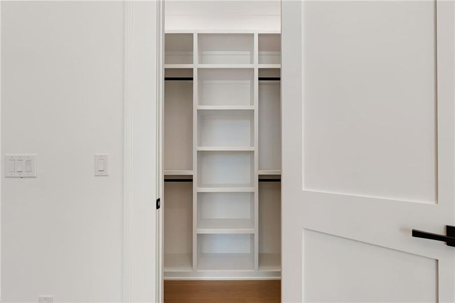 Image 181 of a home in .