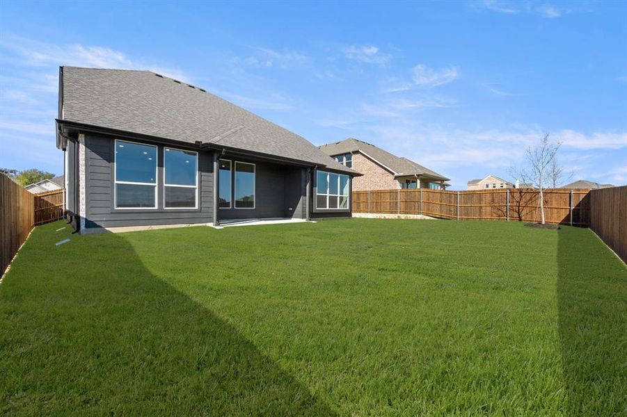 516 Waterford Park- Back-1 516 Waterford Park- Back-1