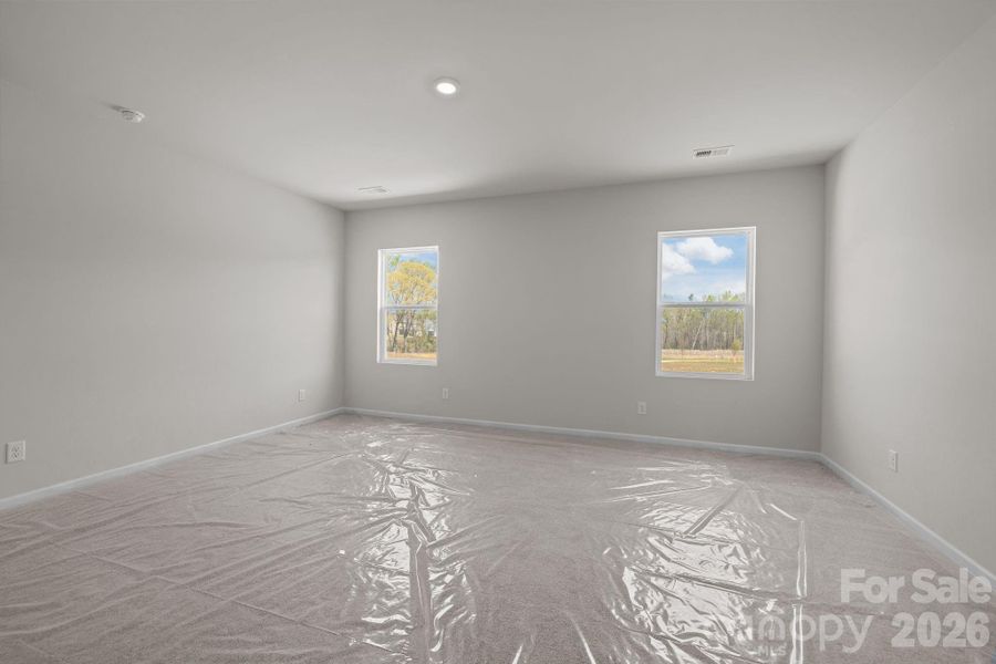 Spacious, unfurnished interior of a new home in McFarland Estates, York (Image 18).