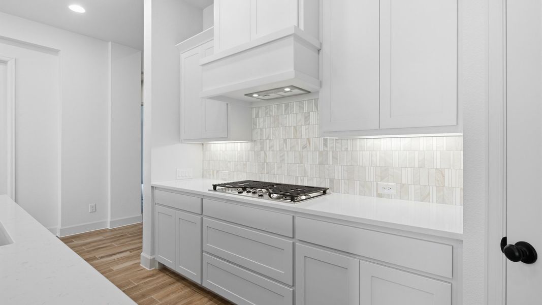 Furnished interior view inside a new home in Ramble, Celina (Image 13).