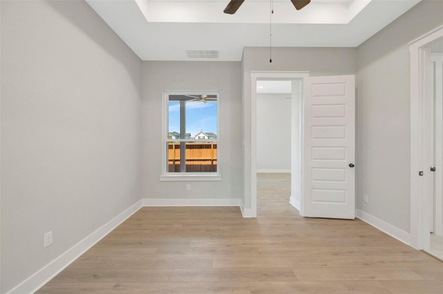 Spacious, unfurnished interior of a new home in Elyson - Grove Row Collection, Katy (Image 25).