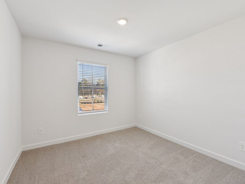 Spacious, unfurnished interior of a new home in Meadows at Wilson Farms - The Summit Series, Fort Mill (Image 17).