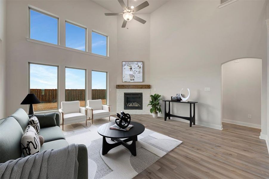 Furnished interior view inside a new home in Myrtle Creek, Waxahachie (Image 15). Furnished interior view inside a new home in Myrtle Creek, Waxahachie (Image 15).