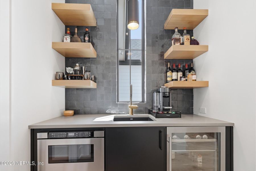 Close-up of interior finishes inside a home in , Ponte Vedra Beach (Image 24).