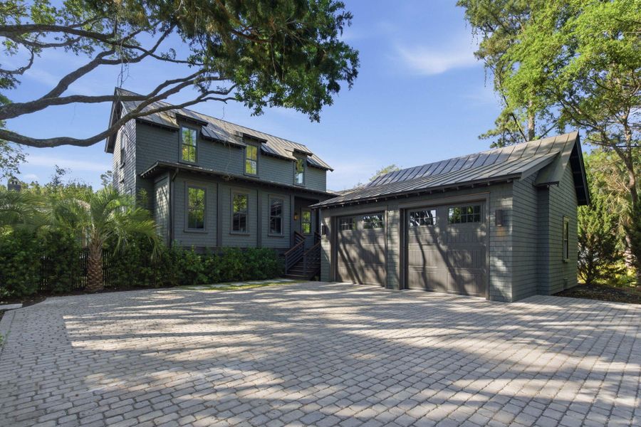Community amenities in , Sullivan's Island (Image 38).