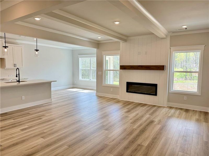 Spacious, unfurnished interior of a new home in Ponderosa Farms Estates, Gainesville (Image 41).