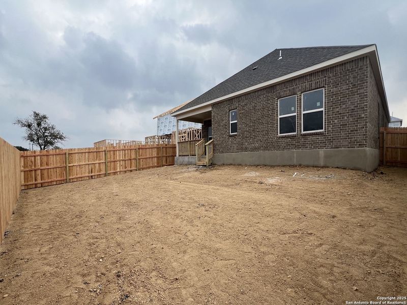Exterior details and patio area of a home in Nopal Valley, San Antonio (Image 3).