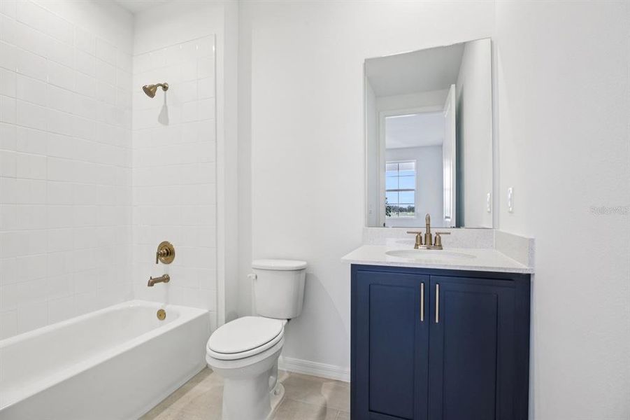 Furnished interior view inside a new home in , Mount Dora (Image 11).