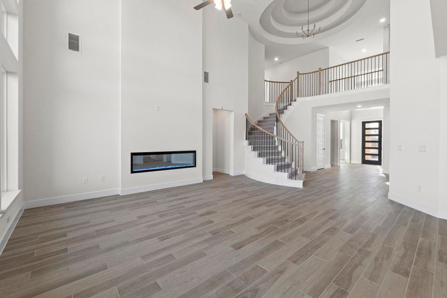 Spacious, unfurnished interior of a new home in Lariat, Liberty Hill (Image 18).