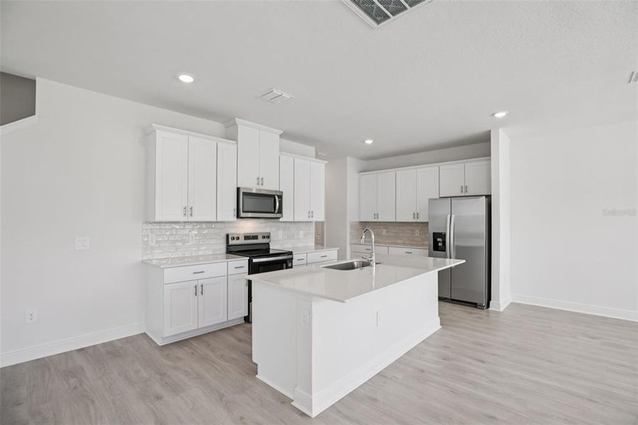 Furnished interior view inside a new home in Cyrene at Minneola, Minneola (Image 6).