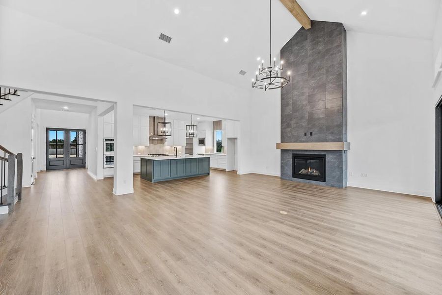 Grantley G family room