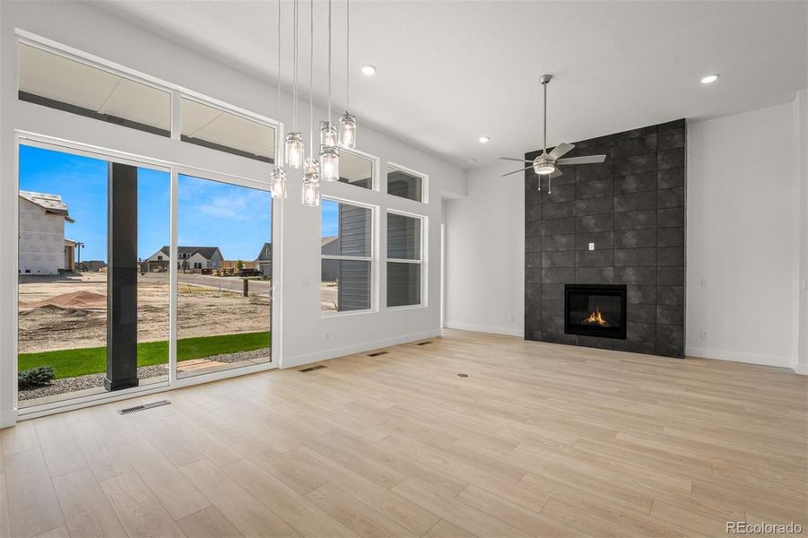 Spacious, unfurnished interior of a new home in Cloverleaf - Pinnacle Collection, Monument (Image 16).