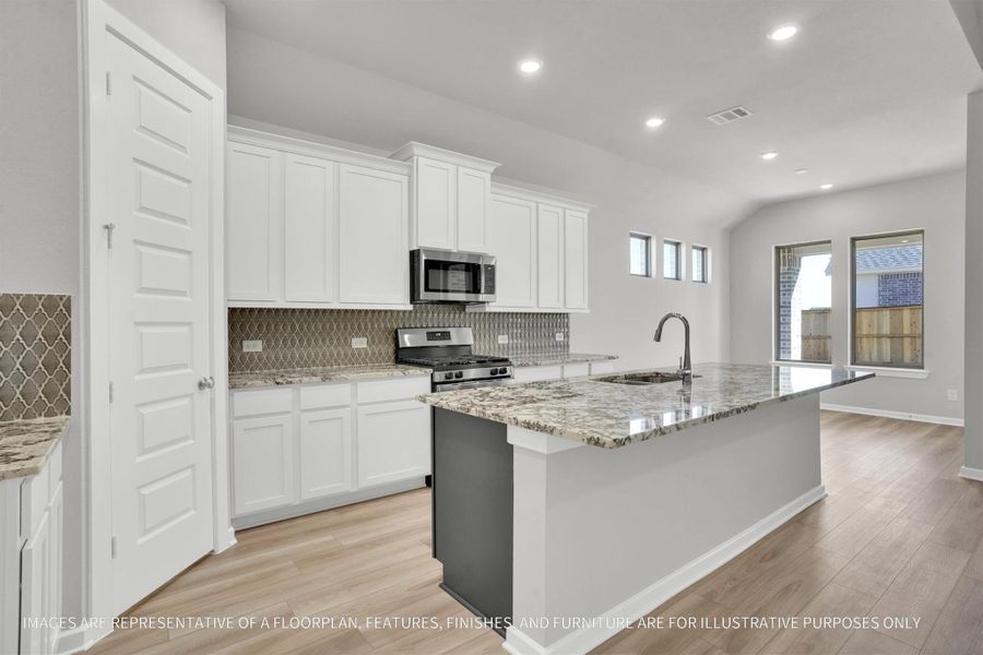 Furnished interior view inside a new home in Emberly  45', Beasley (Image 11).