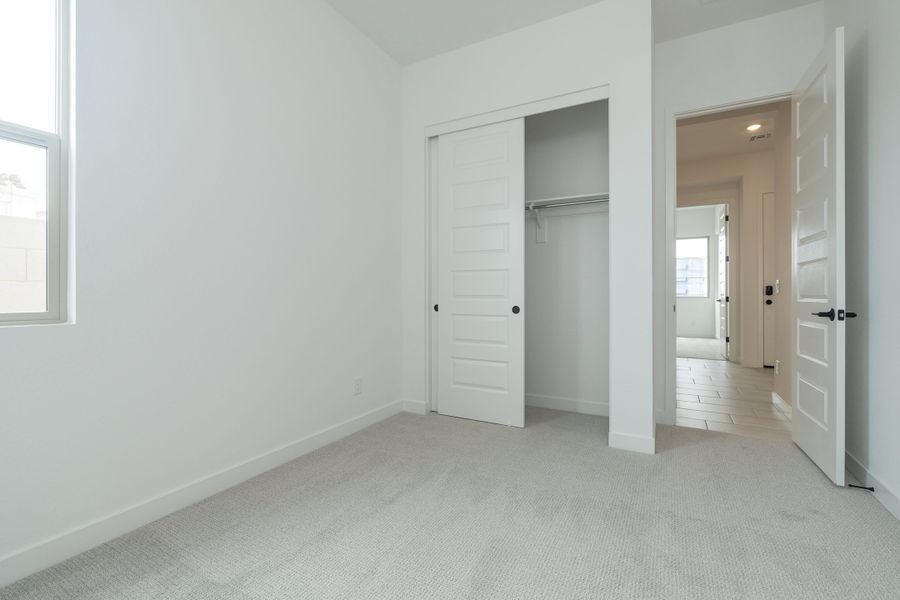Spacious, unfurnished interior of a new home in Soleo, San Tan Valley (Image 13). Spacious, unfurnished interior of a new home in Soleo, San Tan Valley (Image 13).