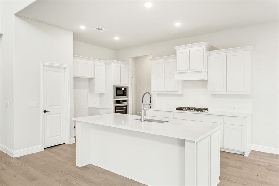 Furnished interior view inside a new home in Sutton Fields, Celina (Image 11).