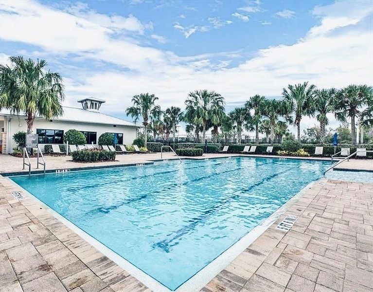 Community amenities in Waterset, Apollo Beach (Image 32).