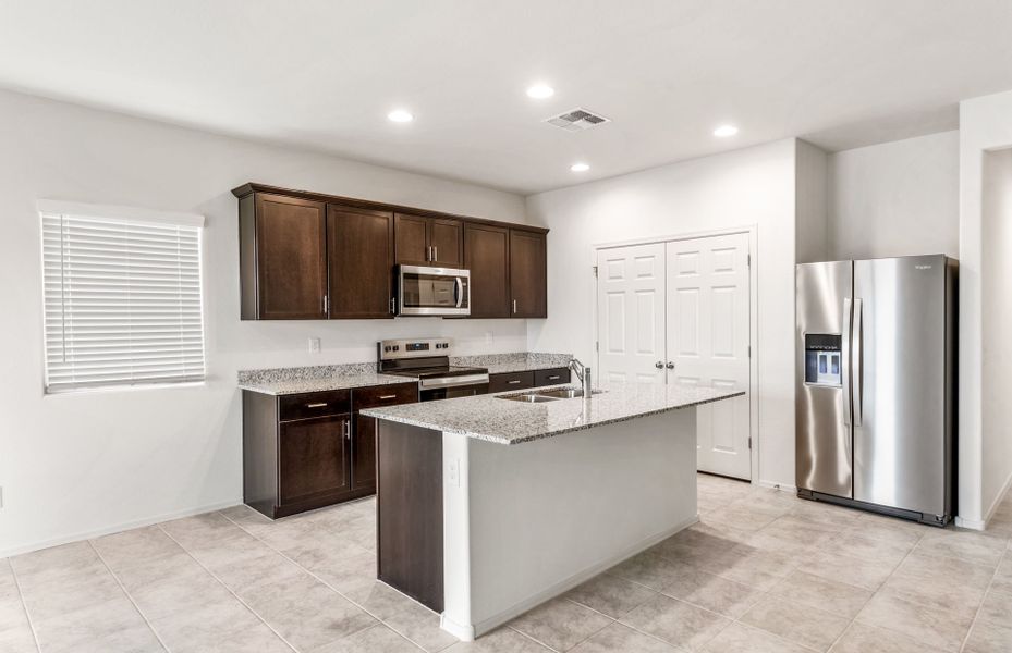Furnished interior view inside a new home in Copper Falls, Buckeye (Image 6).