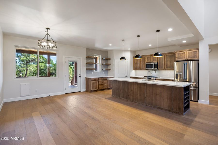 2268RoundaboutCir-HeberOvergaardAZ-11 2268RoundaboutCir-HeberOvergaardAZ-11