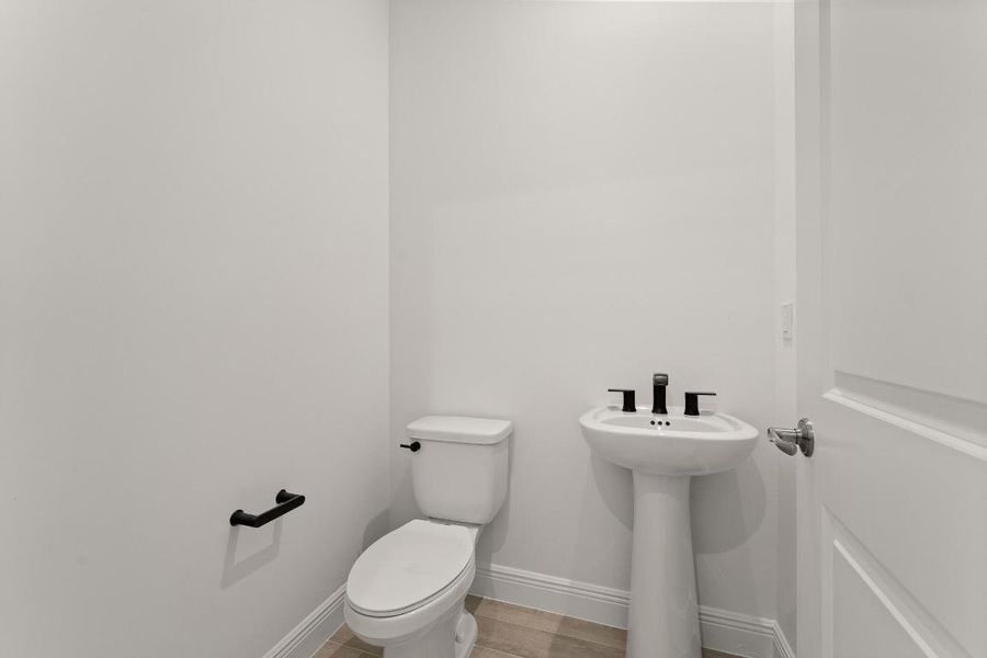 US_SEF_EASTWIND_LOT 84_powder