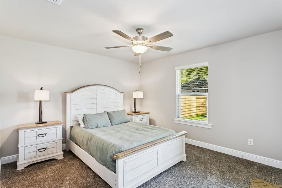 Furnished interior view inside a new home in Buckeyes Landing, Navarre (Image 30).