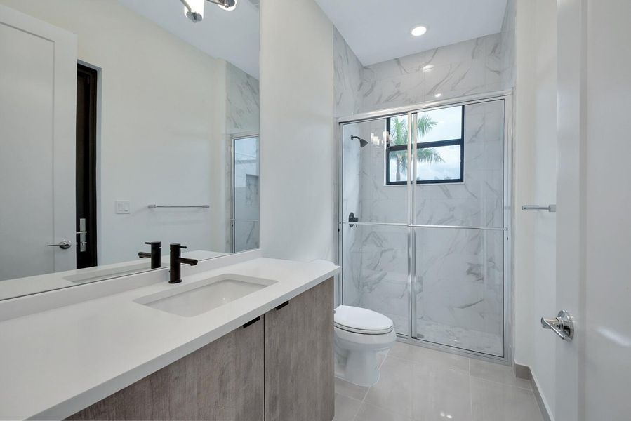 Furnished interior view inside a new home in , Boca Raton (Image 5).