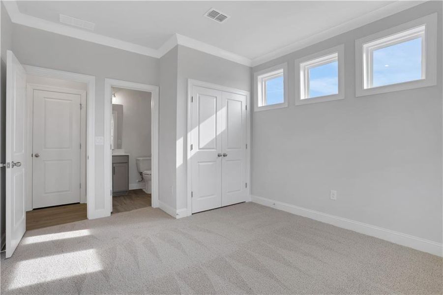 Spacious, unfurnished interior of a new home in Acacia, Cumming (Image 29).