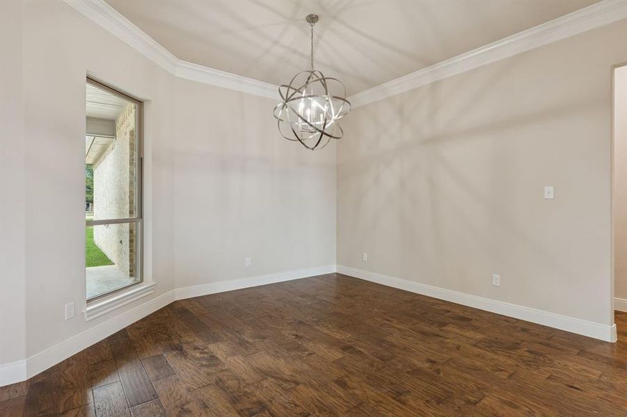 Spacious, unfurnished interior of a new home in , Granbury (Image 18).