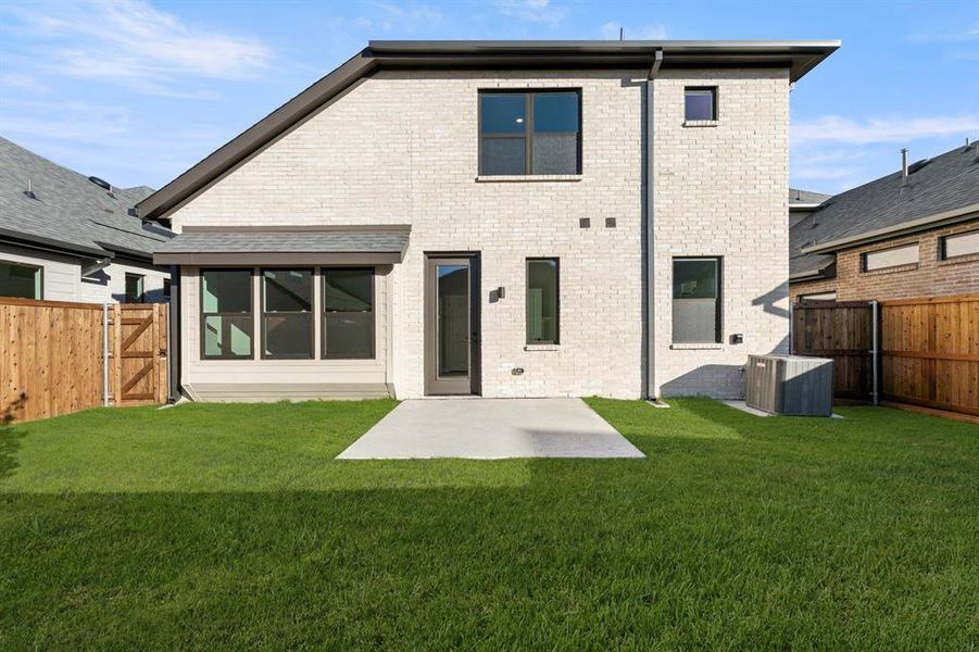 27. 1705 Morningside - Back