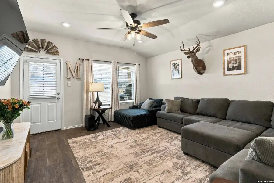 Furnished interior view inside a new home in Winding Creek, New Braunfels (Image 15).