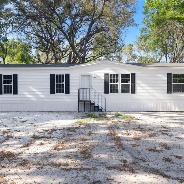 Exterior details and patio area of a home in , Trenton (Image 17).