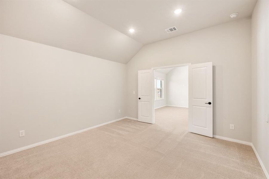 Spacious, unfurnished interior of a new home in Creekview Meadows, Pilot Point (Image 34). Spacious, unfurnished interior of a new home in Creekview Meadows, Pilot Point (Image 34).