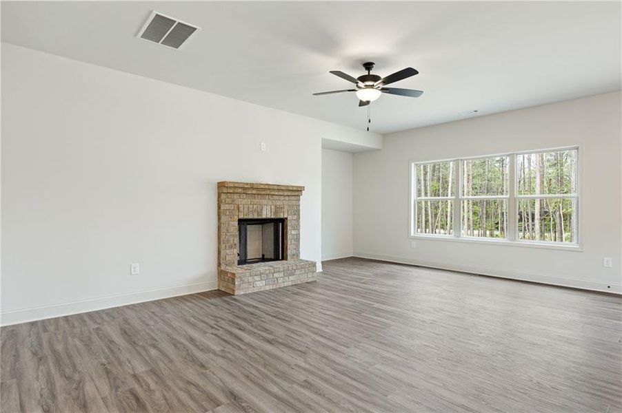 Spacious, unfurnished interior of a new home in , Dallas (Image 32).